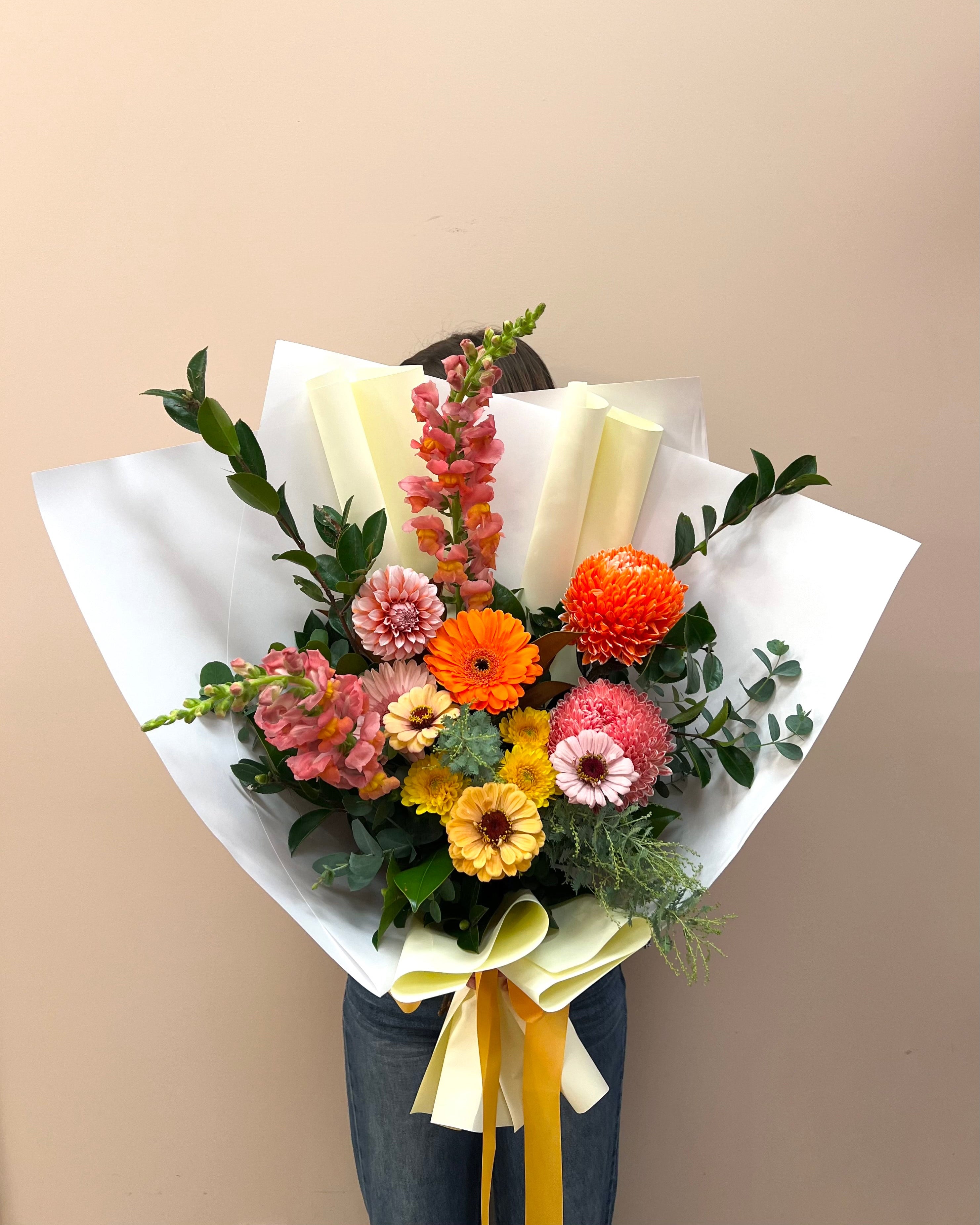 Bright Blooms For Māmā