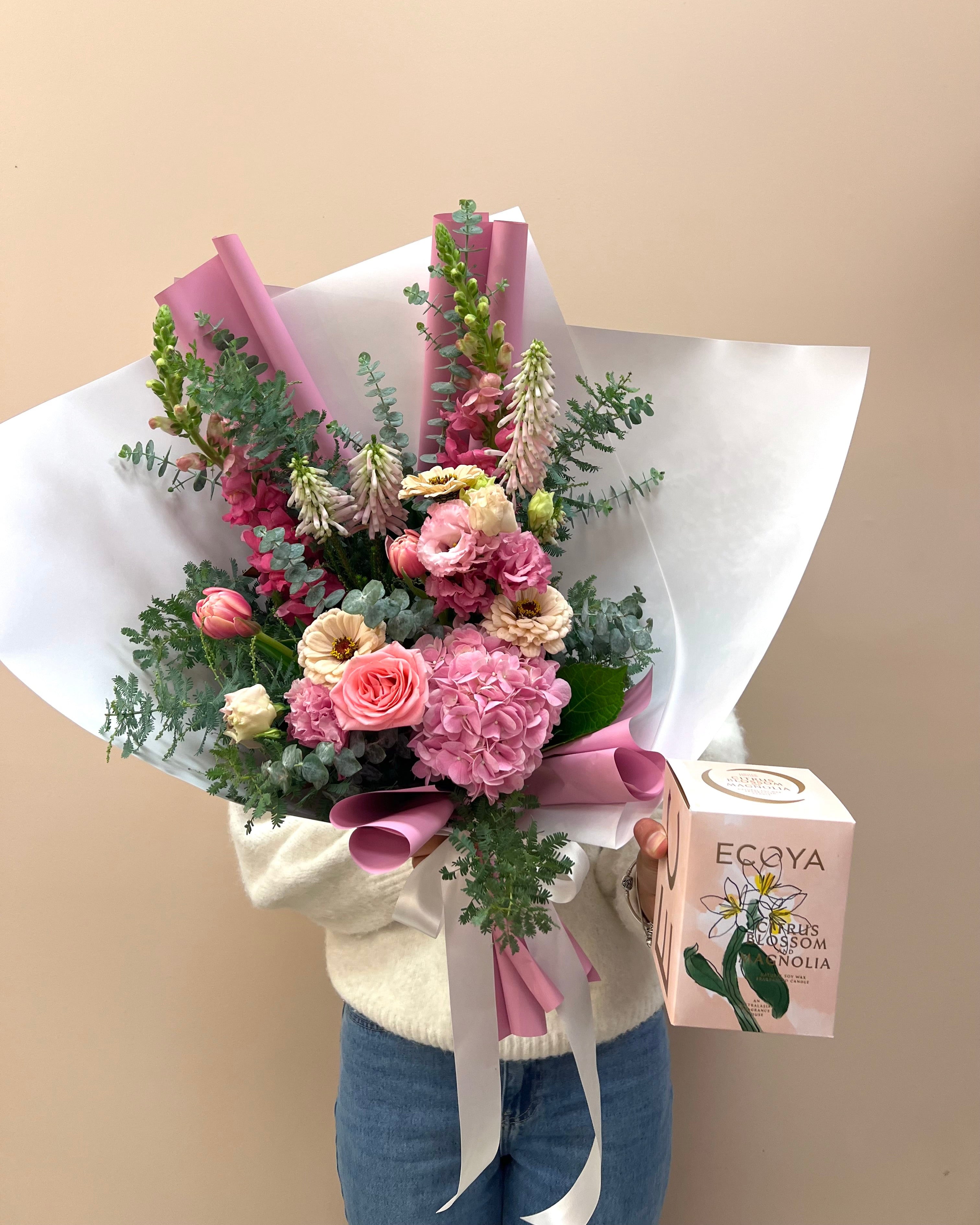 Blushes & Blooms Māmā’s Gift Set