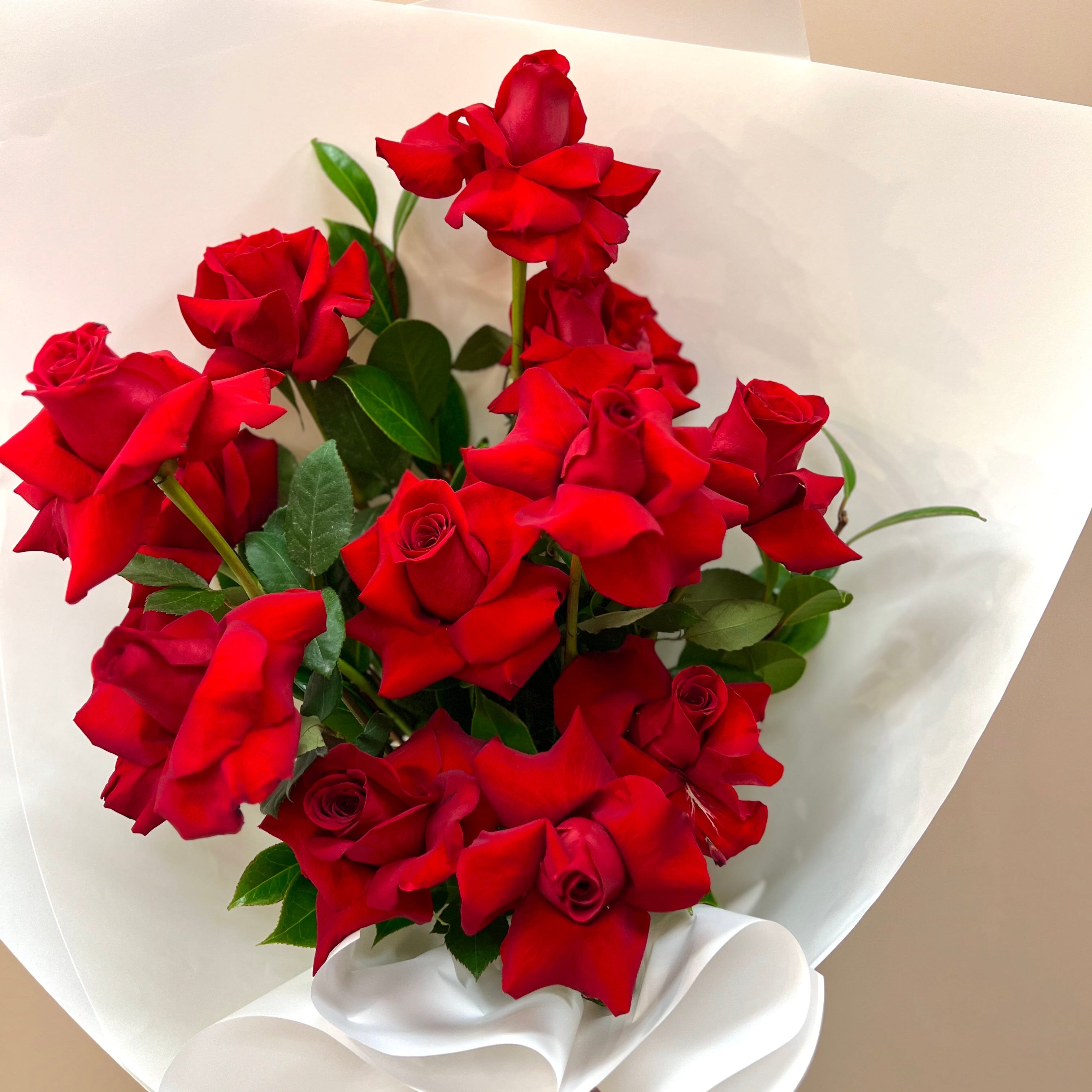 A Dozen Premium Colombian Roses