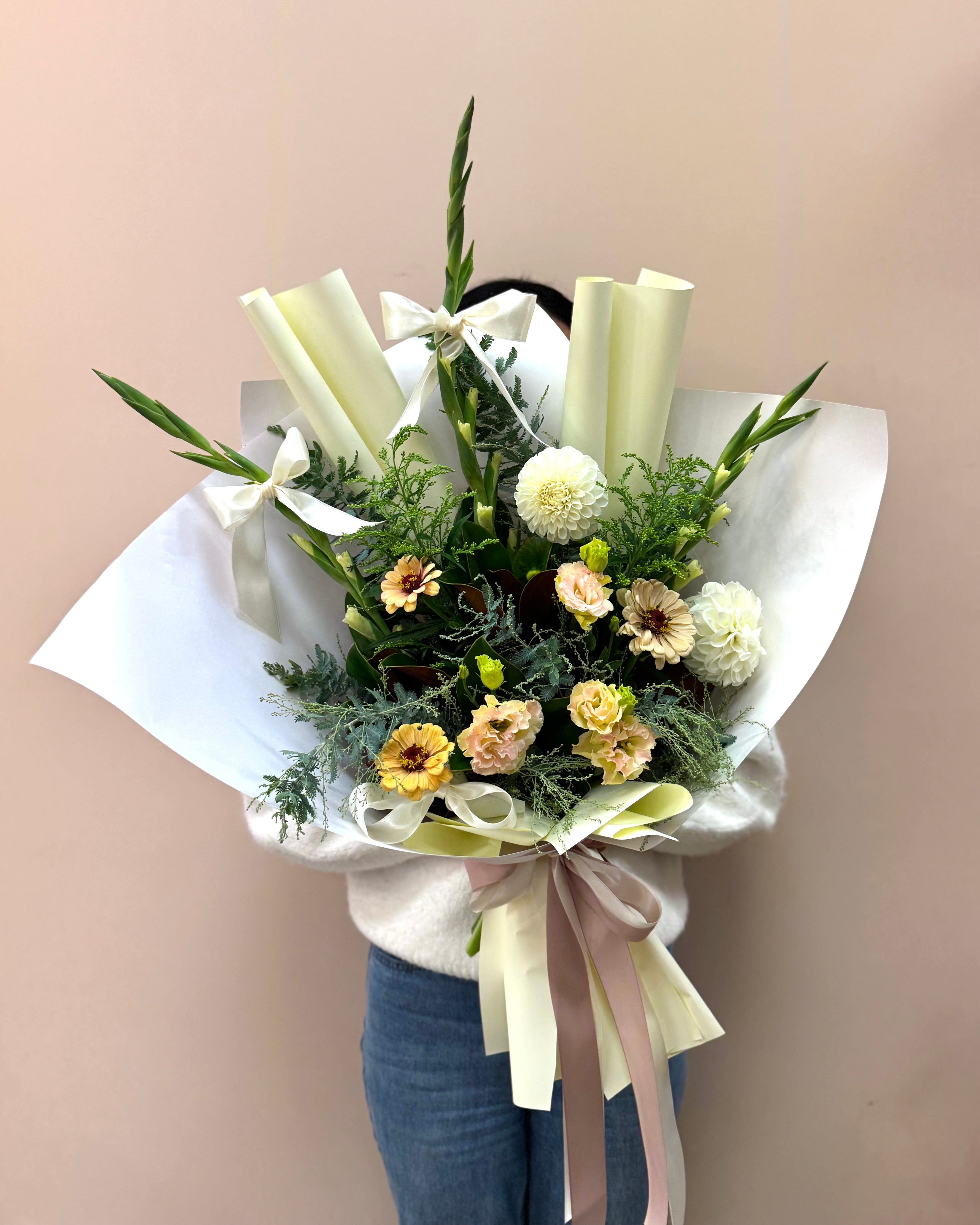 Māmā’s Day soft lemon & pastel pink Bouquet
