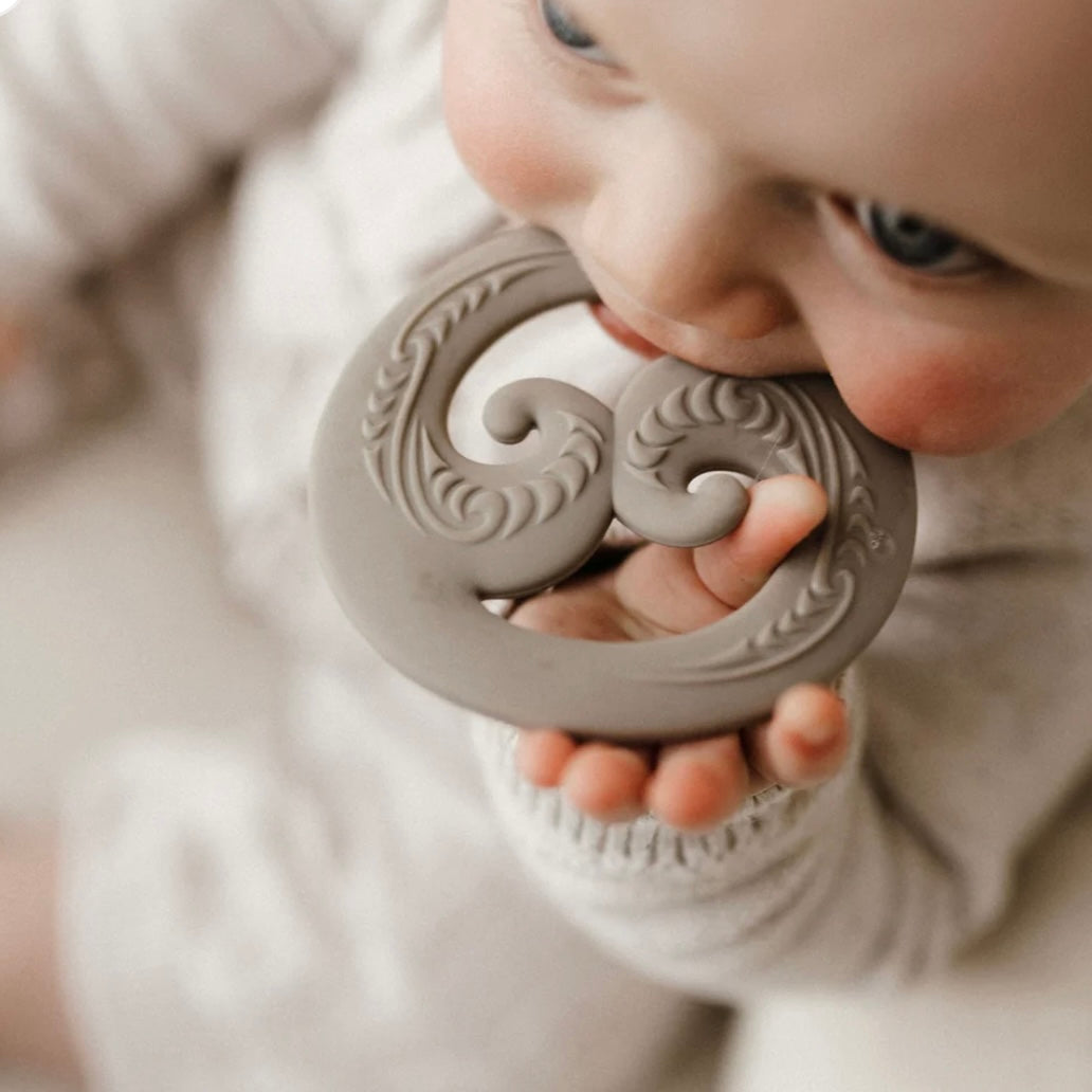 Koru Teether - Olive