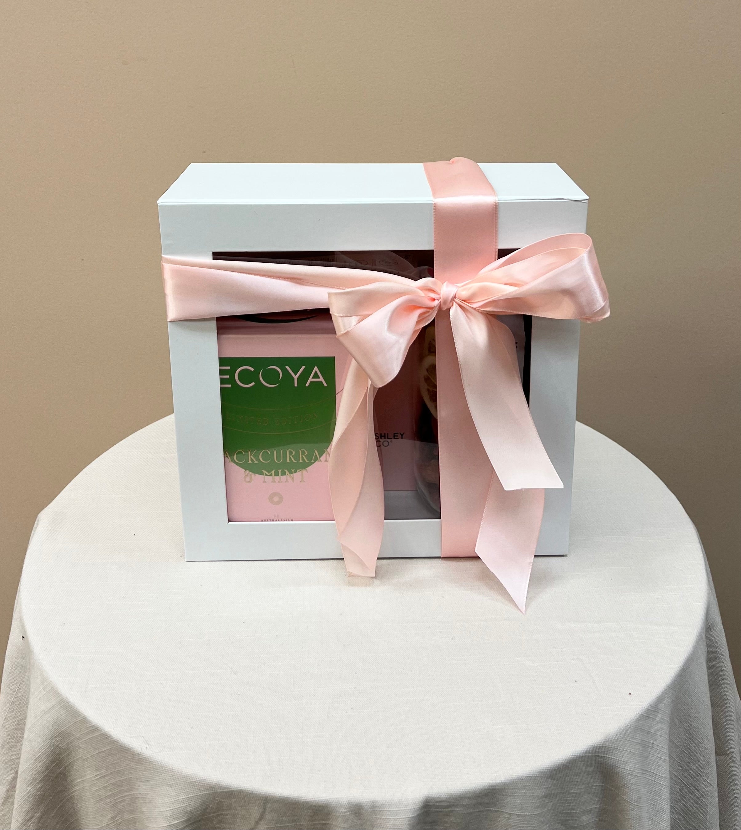 Blush & Bubbles Gift Box