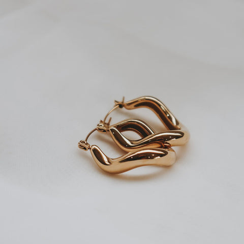 Gold Abby Hoops By Katy B