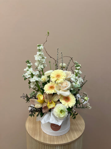 Neutral Hatbox - Luxe